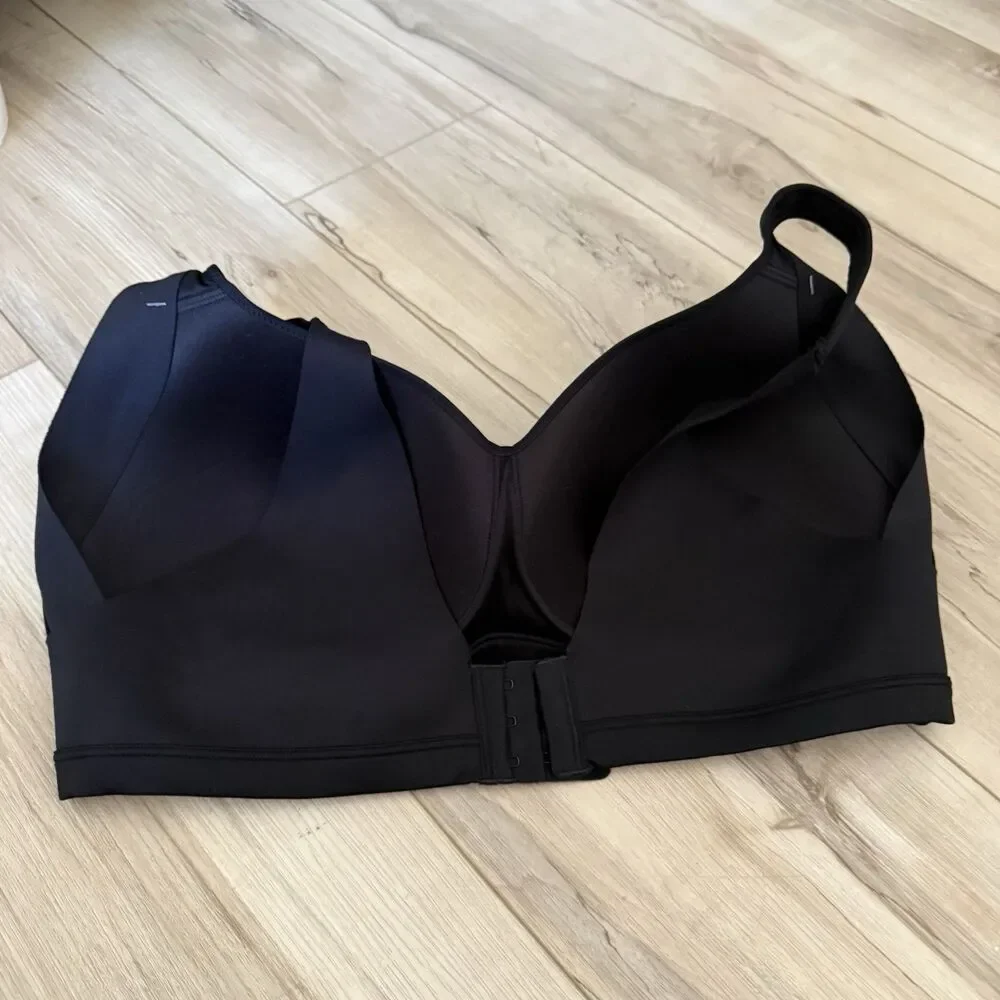 Warner's no side effects Black Wireless Bra Size XL new with tags